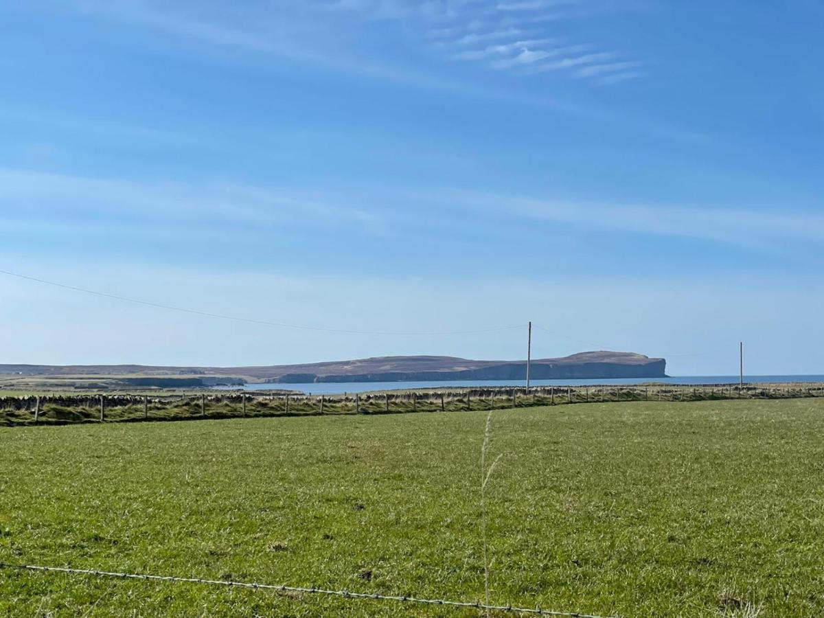 North Point Pods Hotel Thurso Exterior photo