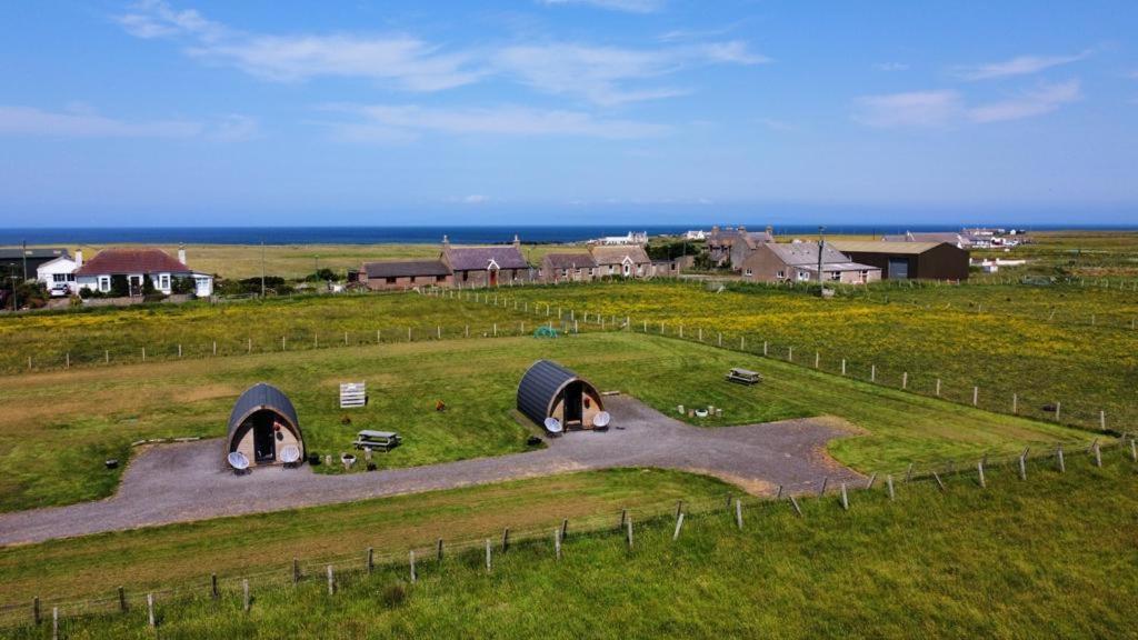 North Point Pods Hotel Thurso Exterior photo